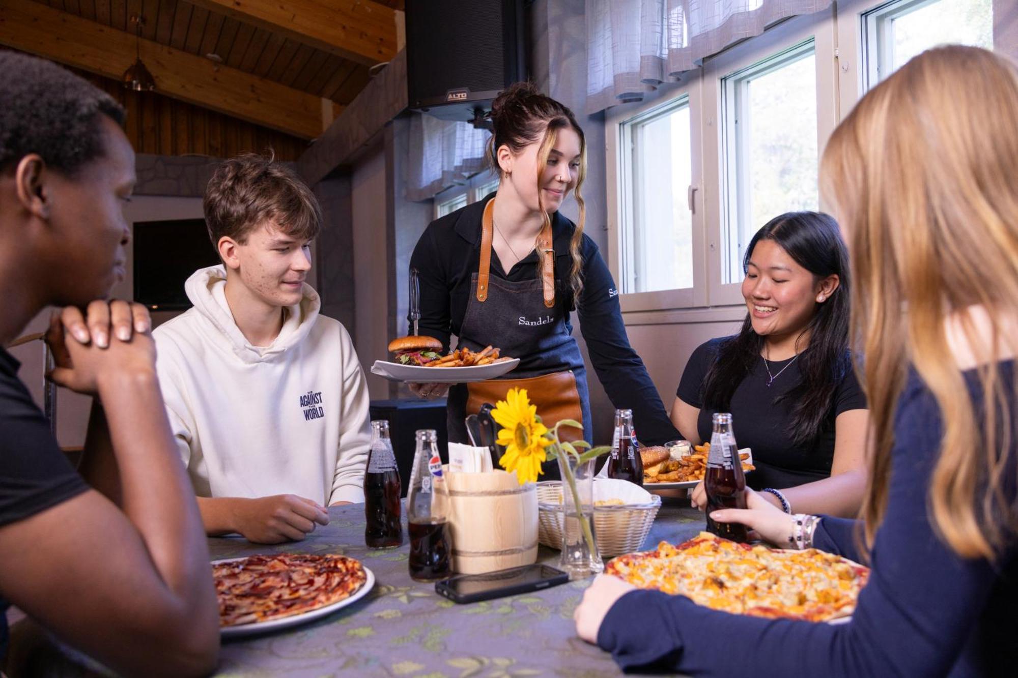 Hotelli Ravintola Tiilikka Rautavaara Extérieur photo